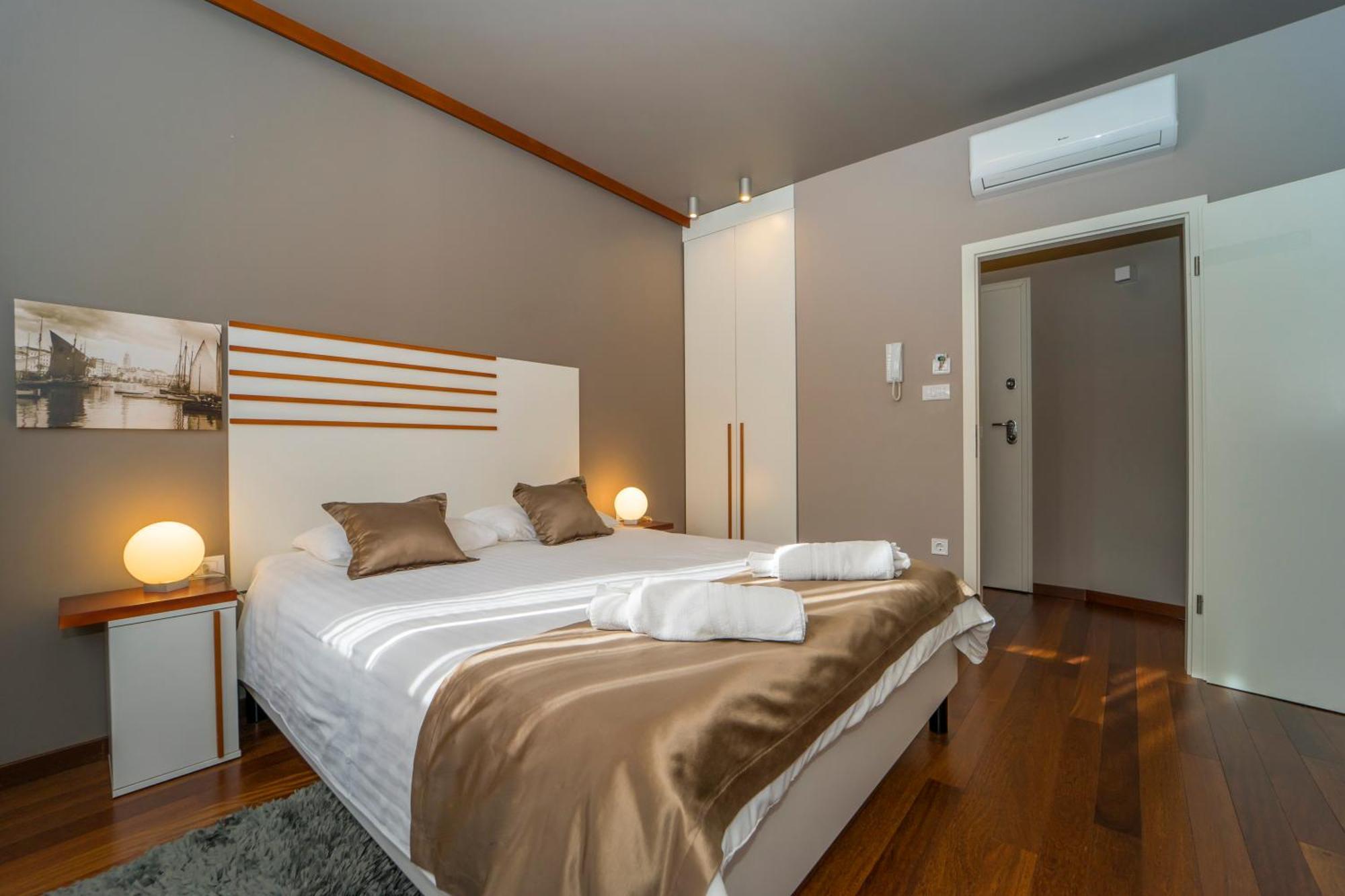 Luxury Rooms And Apartment Silente Bacvice Split Eksteriør billede